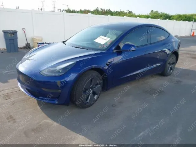 Tesla Model-3-Tesla 2023 — photo 2