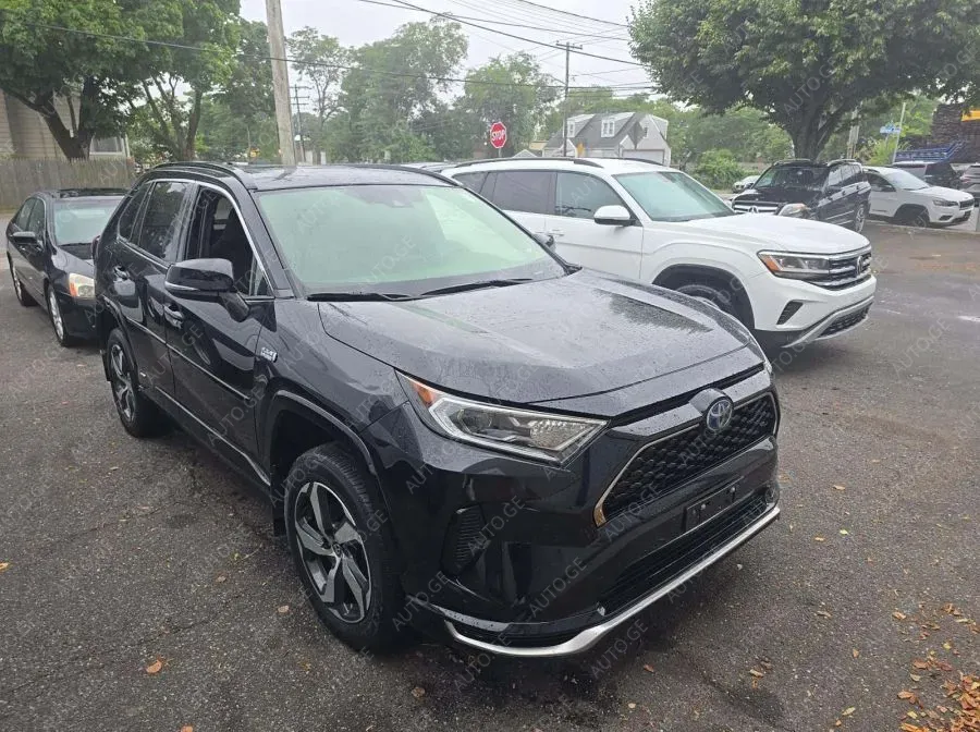 Toyota RAV4 2021 — photo 2