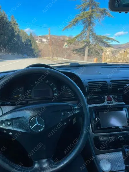 Mercedes-Benz C-230C 2002 — photo 2