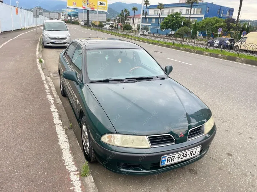Mitsubishi Carisma 1999 — photo 2