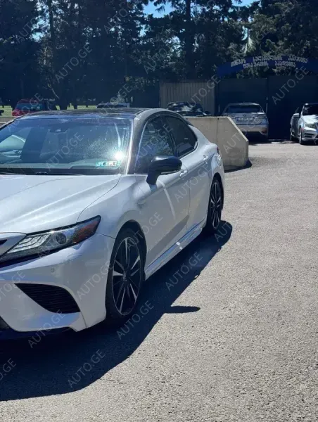 Toyota Camry-Xse 2019 — photo 2