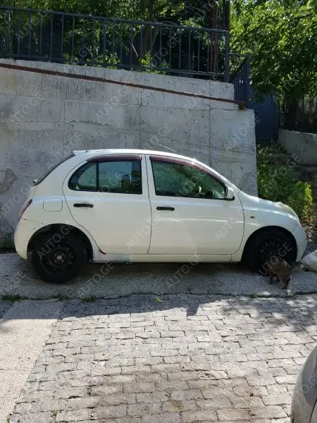 Nissan March 2003 — photo 2