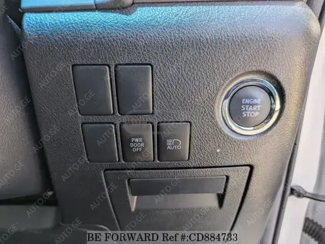 Toyota Alphard 2021 — photo 2