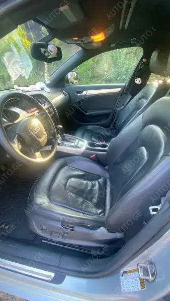 Audi A4 2008 — photo 2