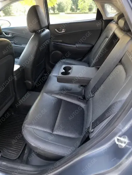Hyundai Kona 2018 — photo 2