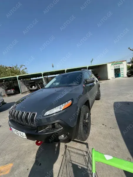 Jeep Cherokee 2017 — photo 2