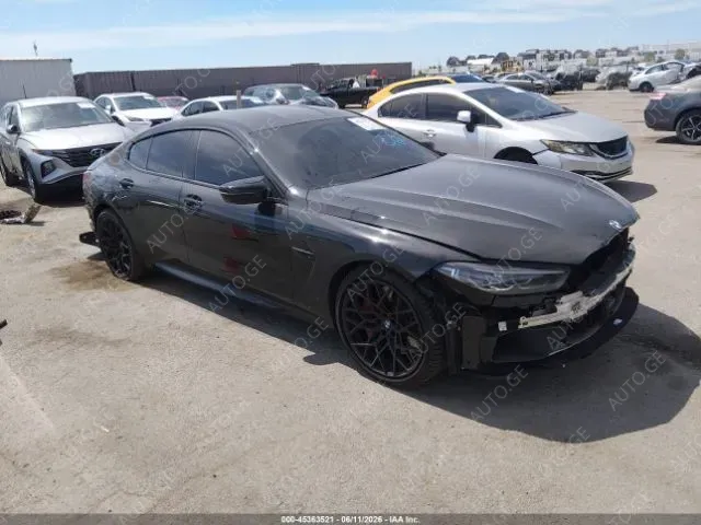 BMW M8