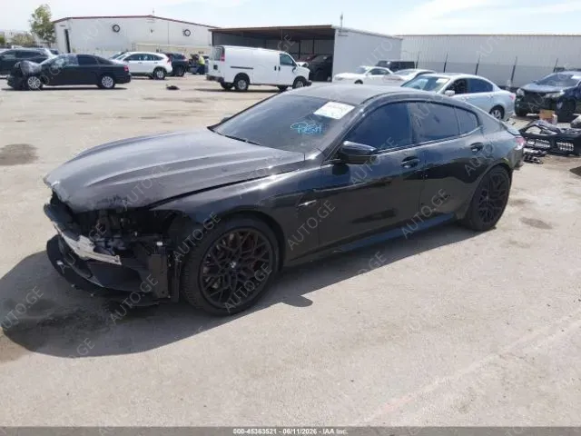 BMW M8 2024 — photo 2