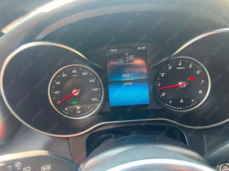 Mercedes-Benz 300-Glc 2021 — photo 2