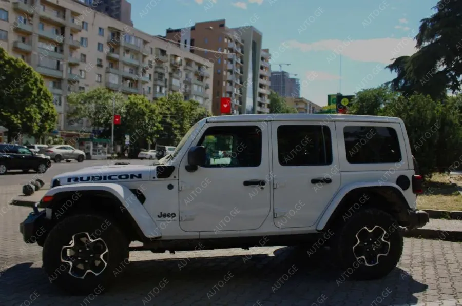 Jeep Wrangler 2023 — photo 2