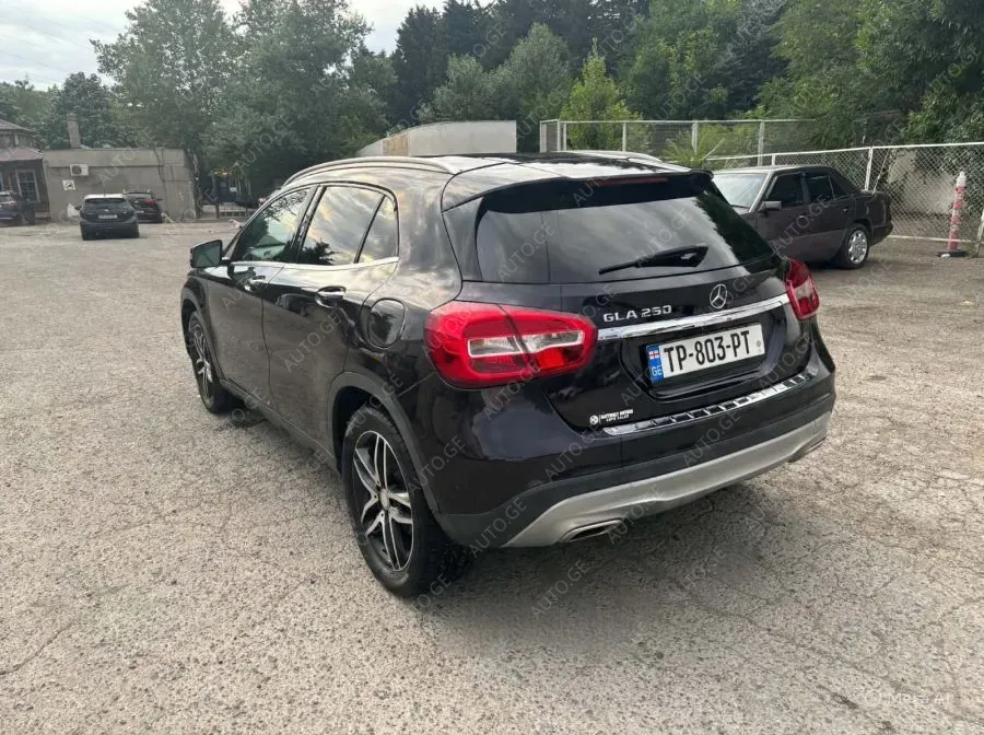 Mercedes-Benz Gla-250G 2015 — photo 2