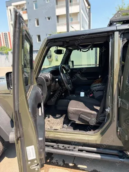 Jeep Wrangler 2016 — photo 2