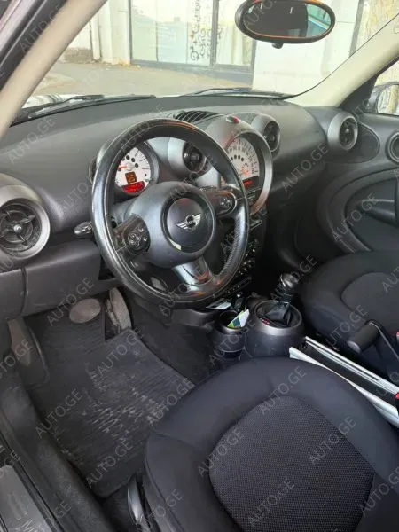 Mini Countryman 2012 — photo 2