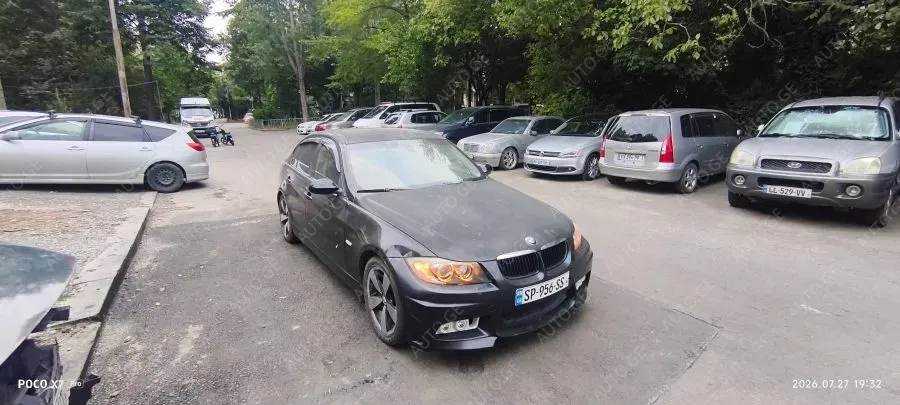 BMW 325 2006 — photo 2