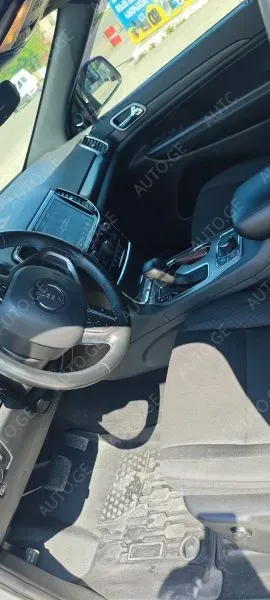 Jeep Grand Cherokee 2019 — photo 2