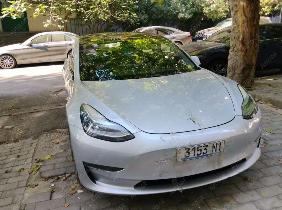 Tesla Model-3-Tesla 2018 — photo 2