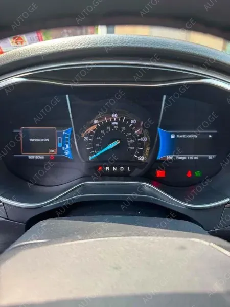 Ford Fusion 2017 — photo 2