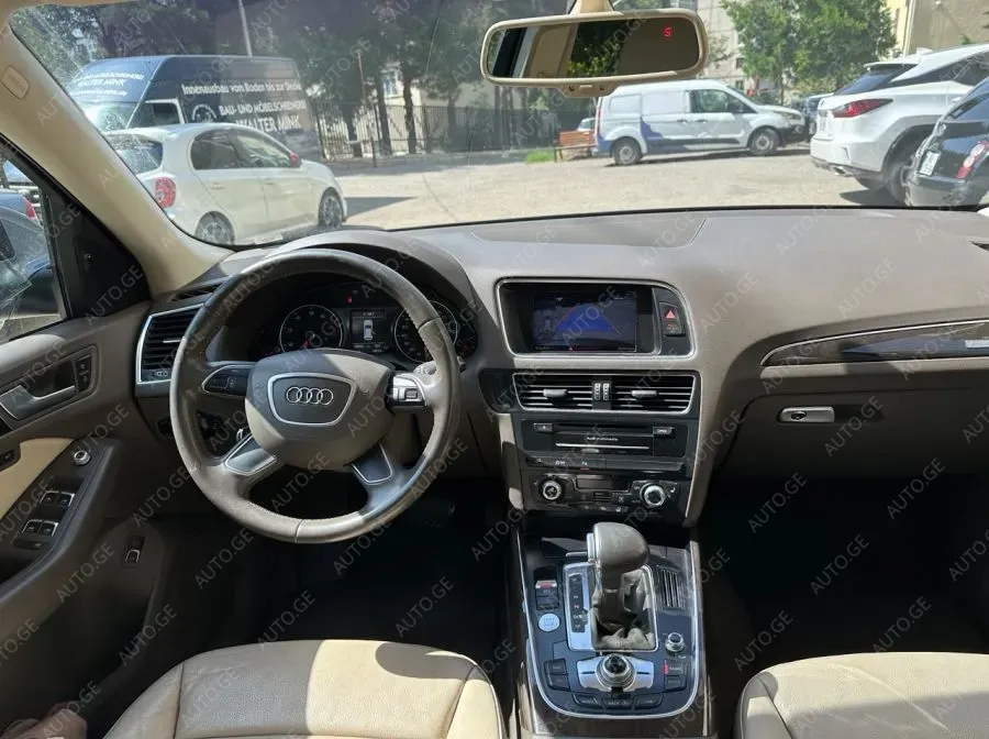 Audi Q5 2014 — photo 2