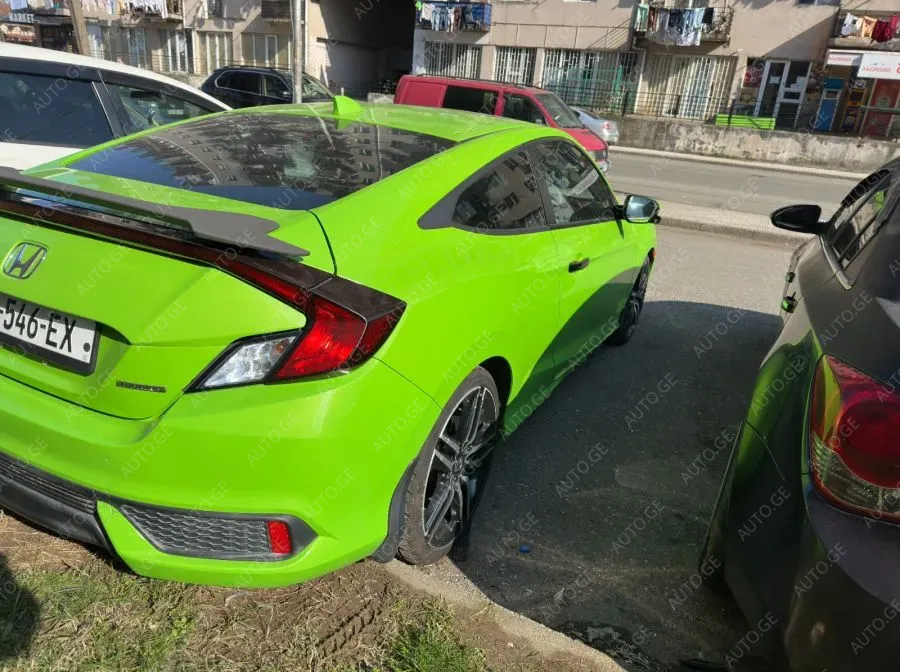 Honda Civic 2016 — photo 2