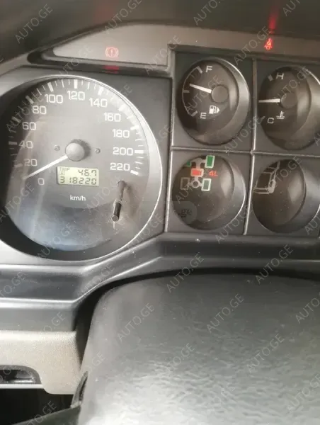 Mitsubishi Pajero 2003 — photo 2