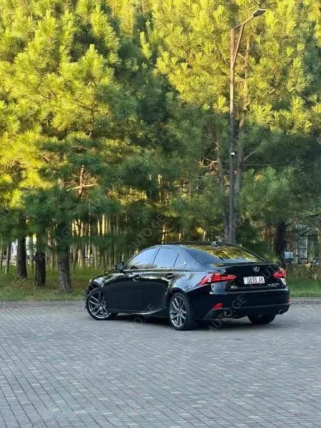 Lexus Sxva 2016 — photo 2