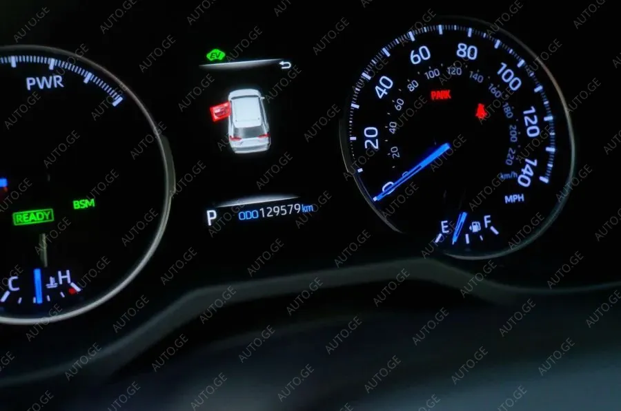 Toyota RAV4 2019 — photo 2