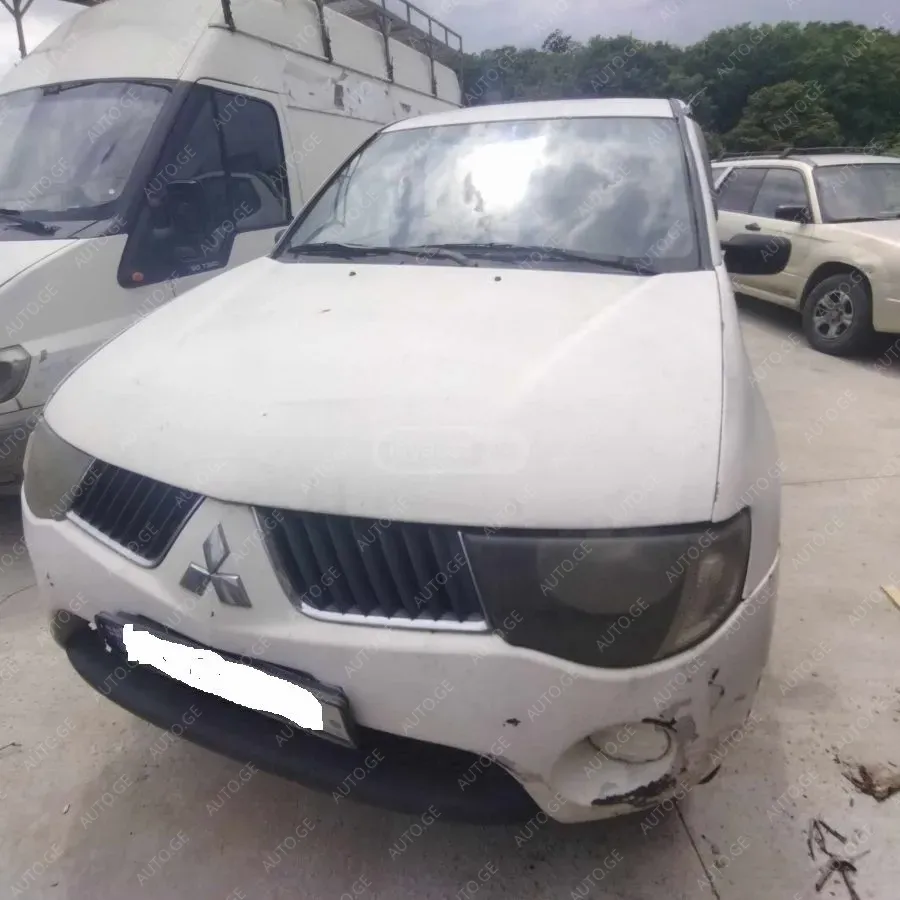 Mitsubishi L200