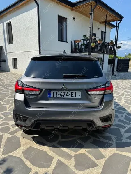 Mitsubishi Outlander Sport 2020 — photo 2
