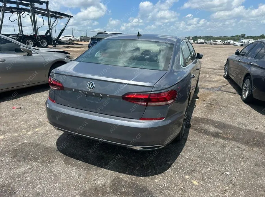Volkswagen Passat 2020 — photo 2