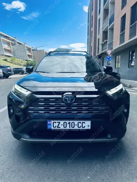 Toyota RAV4 2024 — photo 2