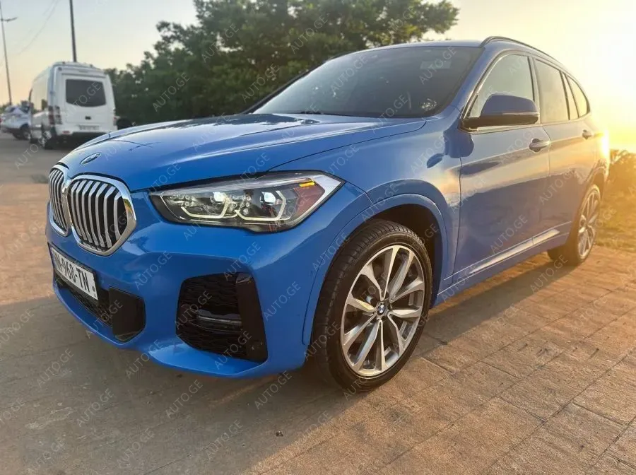 BMW X1 2021 — photo 2