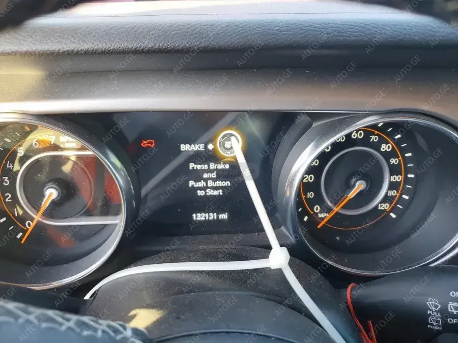 Jeep Wrangler 2021 — photo 2