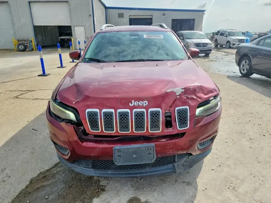 Jeep Cherokee