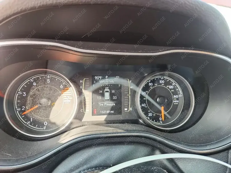 Jeep Cherokee 2020 — photo 2