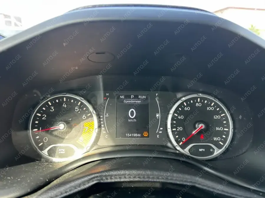 Jeep Renegade 2020 — photo 2