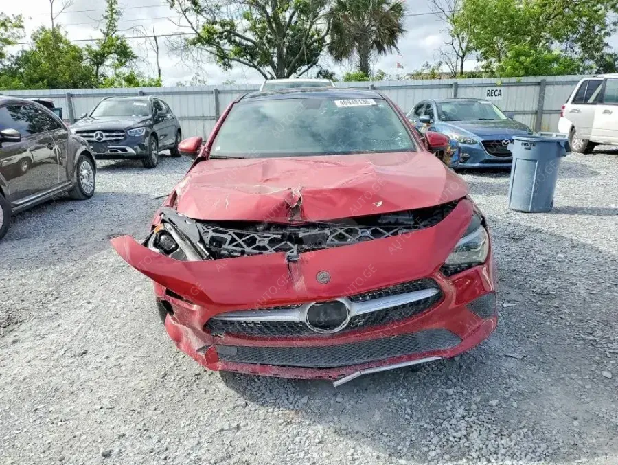 Mercedes-Benz Cla-250C