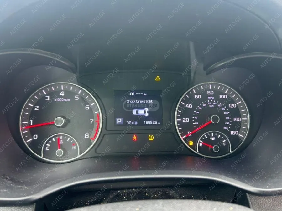 Kia Optima 2019 — photo 2