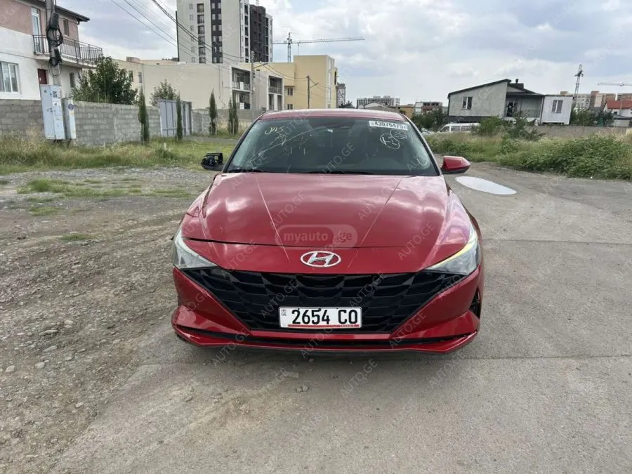 Hyundai Elantra