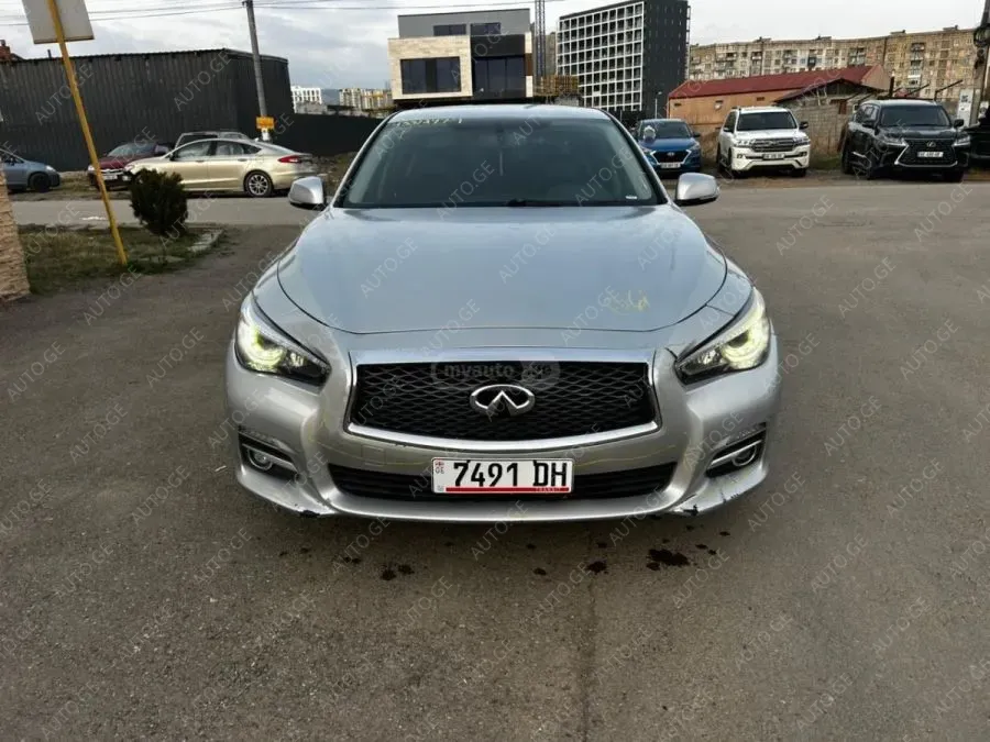Infiniti Q50