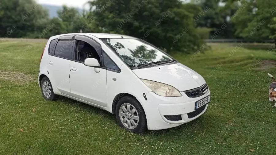 Mitsubishi Colt 2006 — photo 2