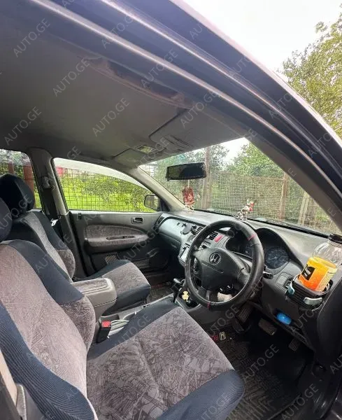 Honda HR-V 2000 — photo 2