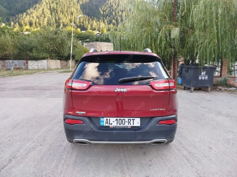 Jeep Cherokee 2016 — photo 2