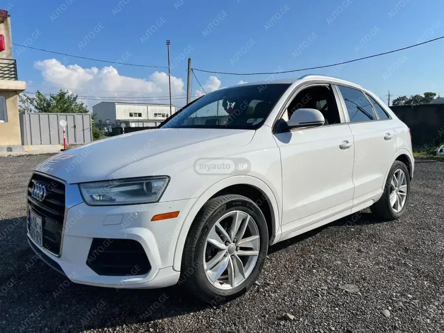Audi Q3 2016 — photo 2