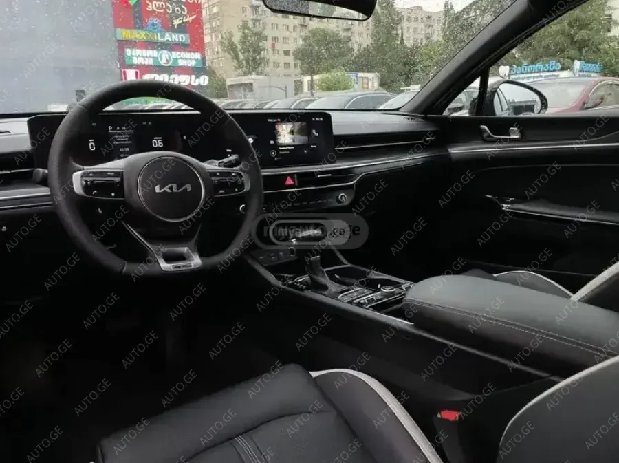 Kia K5-K 2025 — photo 2