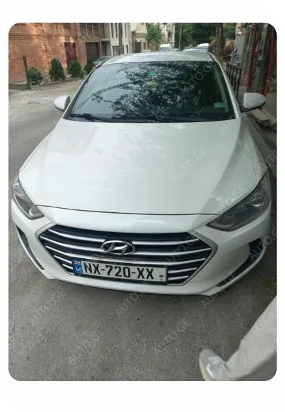 Hyundai Elantra