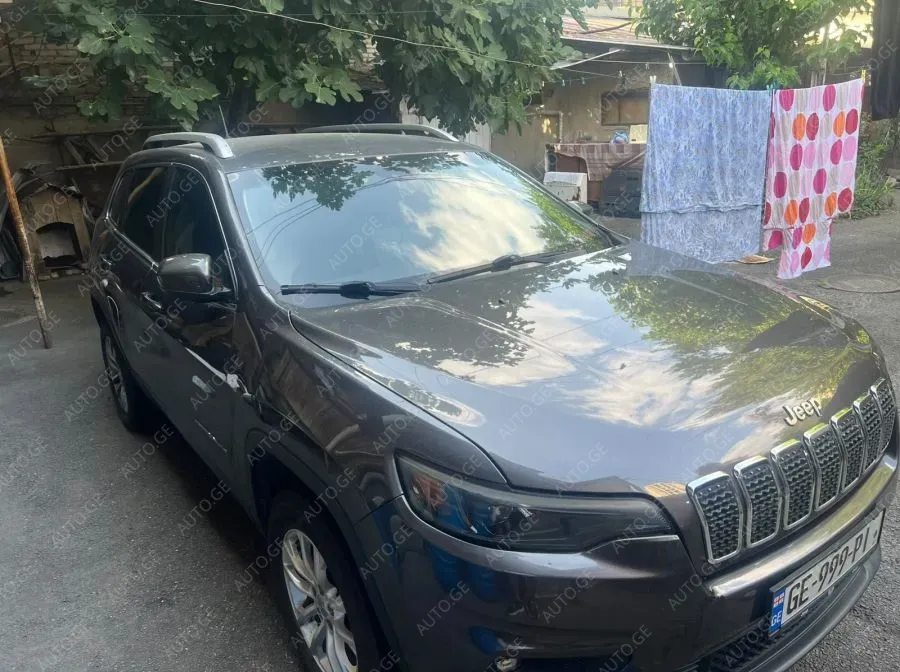Jeep Cherokee 2018 — photo 2