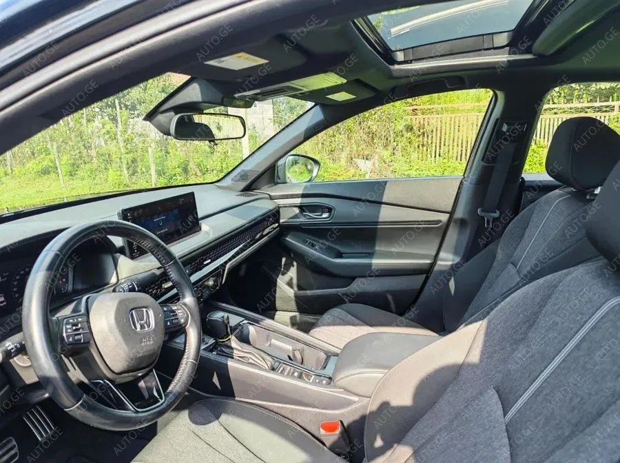 Honda Accord 2023 — photo 2