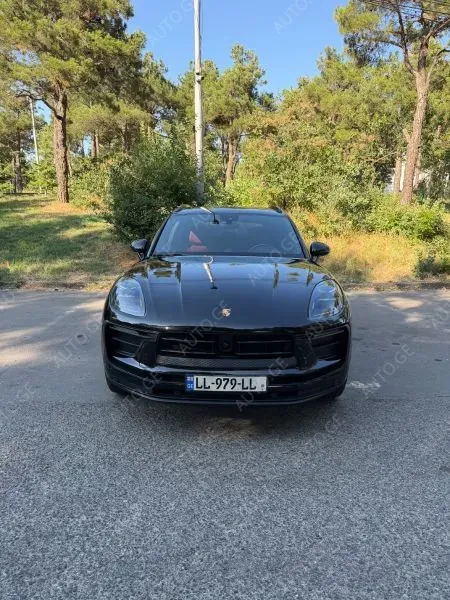 Porsche Macan 2024 — photo 2