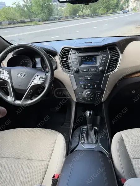 Hyundai Santa Fe 2015 — photo 2