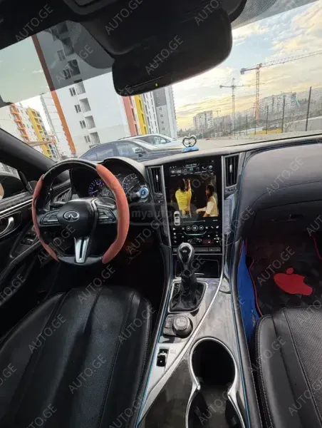 Infiniti Q60 2017 — photo 2